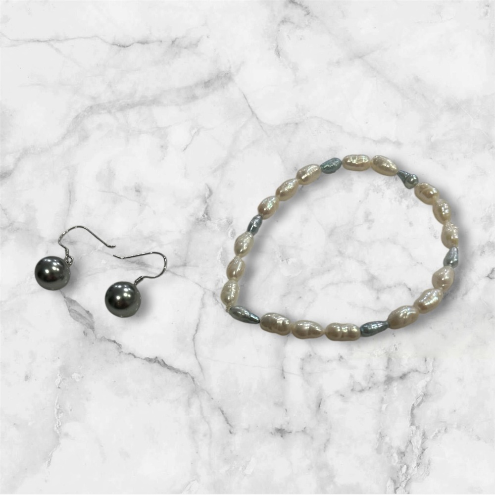 Pearl Drop Earrings and Freshwater Pearl Bracelet Set - Cream & Gray